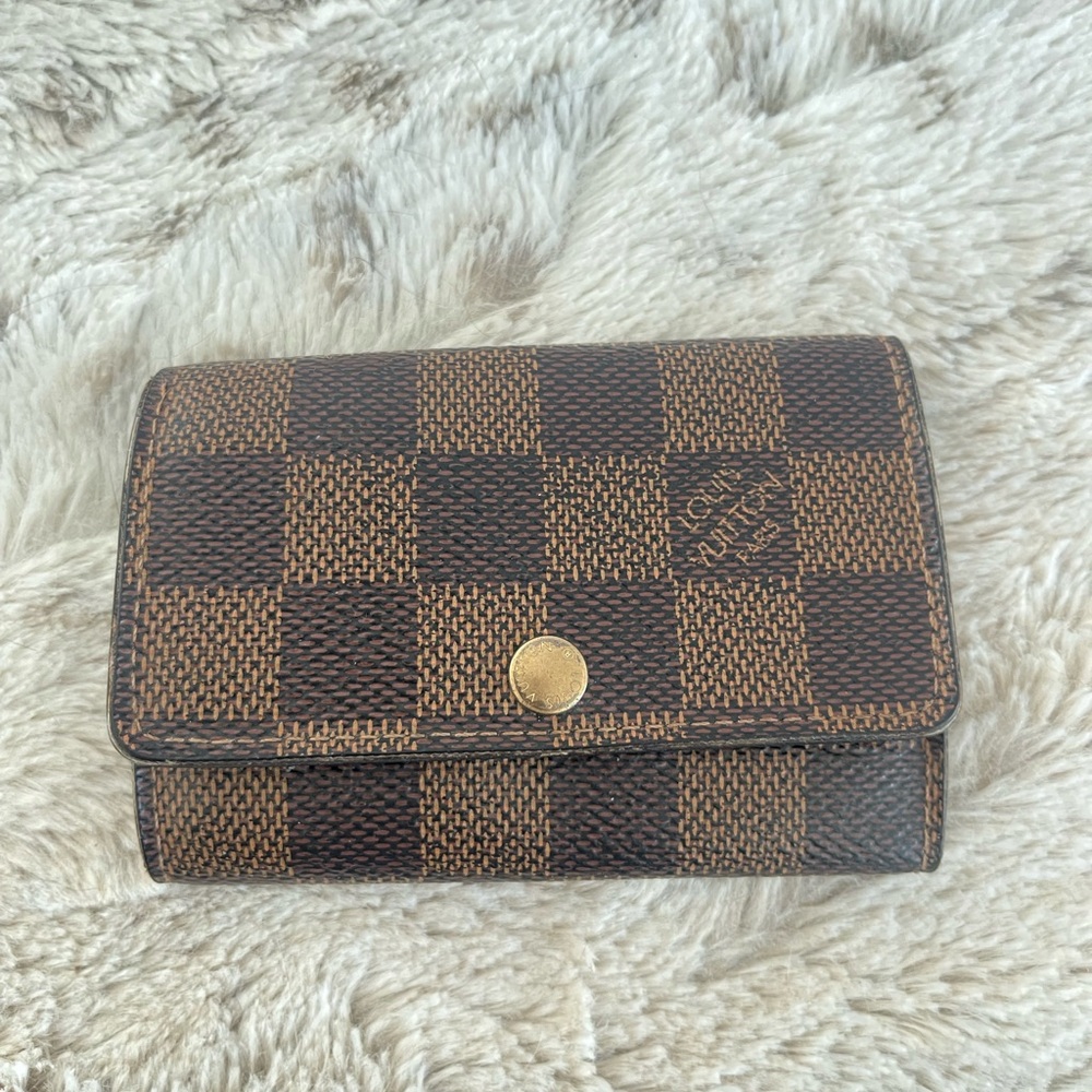 Louis Vuitton Damier Ebene 6-Key Holder